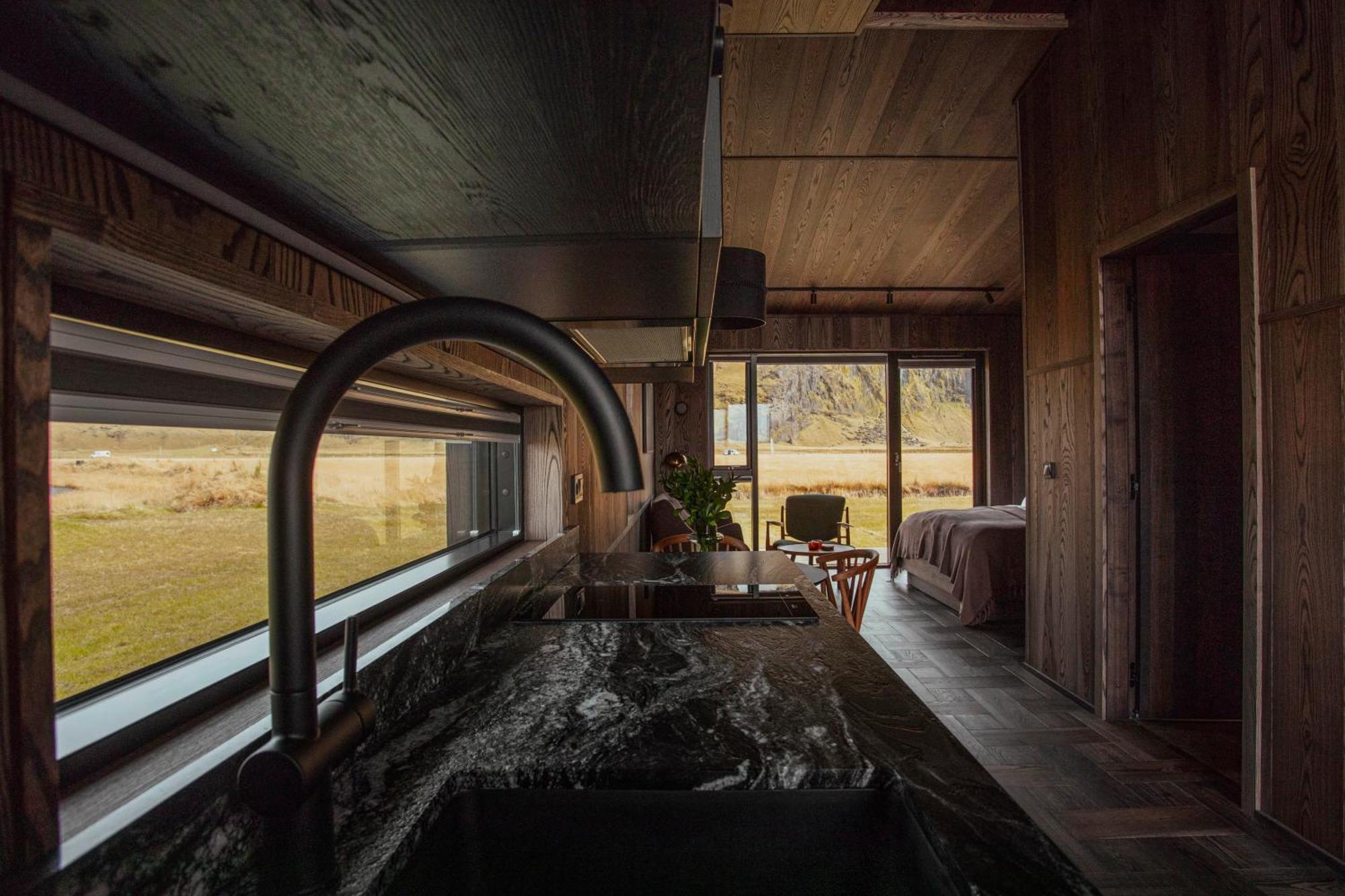 Seljalandsfoss Horizons Villa Hvolsvöllur Eksteriør bilde